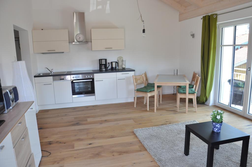 Ferienwohnungen Rimsting am Chiemsee Kamer foto